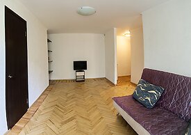 Domumetro na K.Simonova