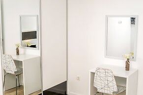 Apartments & Rooms Danivan Pool Villas