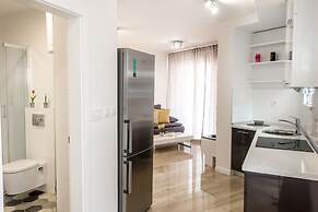 Apartments & Rooms Danivan Pool Villas