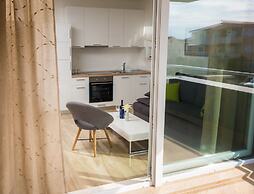 Apartments & Rooms Danivan Pool Villas