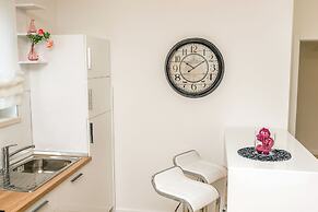 Apartments & Rooms Danivan Pool Villas