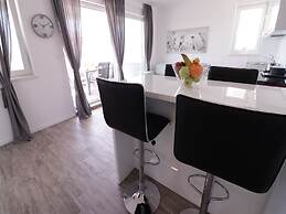 Apartments & Rooms Danivan Pool Villas