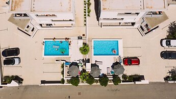 Apartments & Rooms Danivan Pool Villas