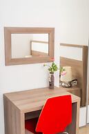 Apartments & Rooms Danivan Pool Villas