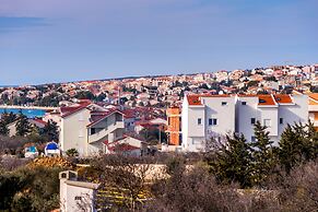 Apartments & Rooms Danivan Pool Villas