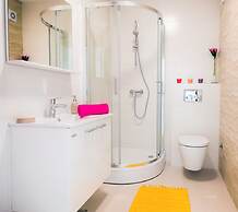 Apartments & Rooms Danivan Pool Villas