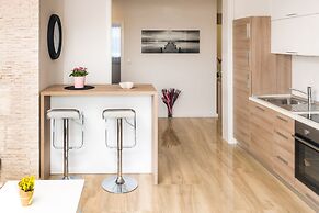 Apartments & Rooms Danivan Pool Villas