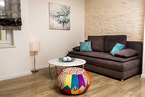 Apartments & Rooms Danivan Pool Villas