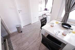 Apartments & Rooms Danivan Pool Villas