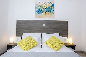 Pool Apartments Privilege