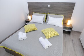 Pool Apartments Privilege