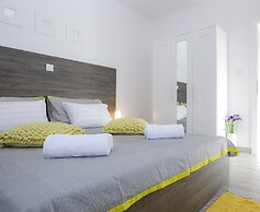 Pool Apartments Privilege