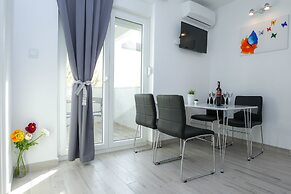 Pool Apartments Privilege