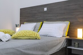 Pool Apartments Privilege