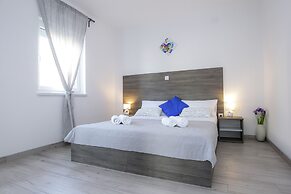 Pool Apartments Privilege