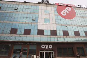 OYO 19664 Aman Hotel