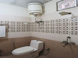 OYO 19664 Aman Hotel