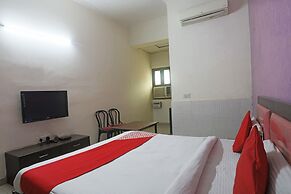 OYO 19664 Aman Hotel