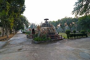 OYO 26911 Kcg Hotels