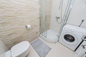 Apartments with Pool Villa Zora