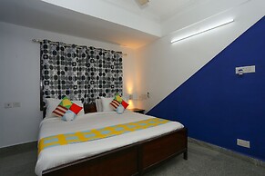 OYO 23654 Home Cozy 2BHK Aluva Metro Station