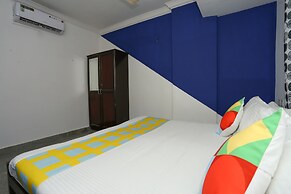 OYO 23654 Home Cozy 2BHK Aluva Metro Station