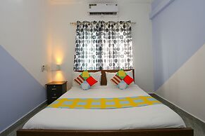 OYO 23654 Home Cozy 2BHK Aluva Metro Station