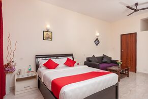 OYO 22532 Purple Lake View