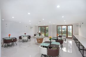 OYO 22532 Purple Lake View