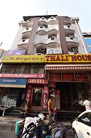 OYO 22915 C M Regency