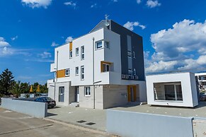 Apartments & Rooms Villa Casia