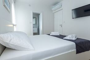 Apartments & Rooms Villa Casia