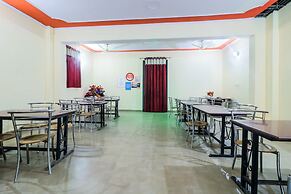 OYO 24228 Hotel Hans