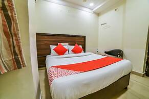 OYO 24288 Surya Teja Residency