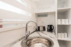 Apartments & Rooms Pool Villas Maris