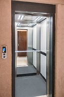 33 Spring Apartment