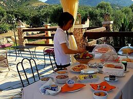 Casagliana Suite Resort