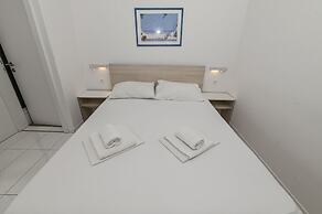 Pool Apartments Galeb