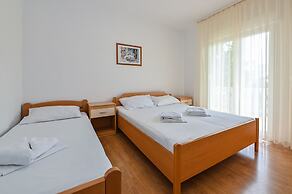 Pool Apartments Galeb