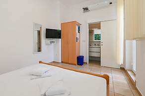 Pool Apartments Galeb