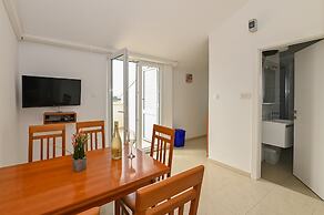 Pool Apartments Galeb