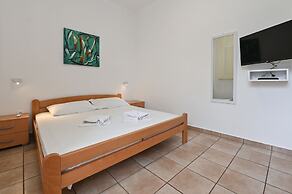 Pool Apartments Galeb