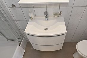 Pool Apartments Galeb