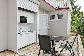 Pool Apartments Galeb