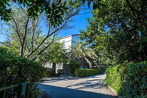 Pool Apartments Galeb