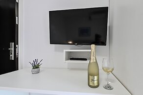 Pool Apartments Galeb