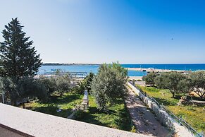 Apartments by the Sea Semy