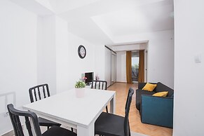 Apartments by the Sea Semy