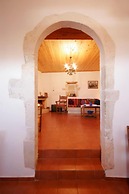 Fenareti Village House