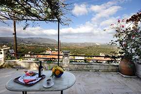 Fenareti Village House